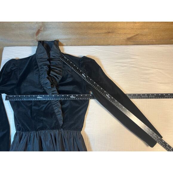 R&K ORIGINALS VNTG BLACK VELVET & TAFFETA V NECK RUFFLE COLLAR COCKTAIL DRESS - Picture 7 of 10